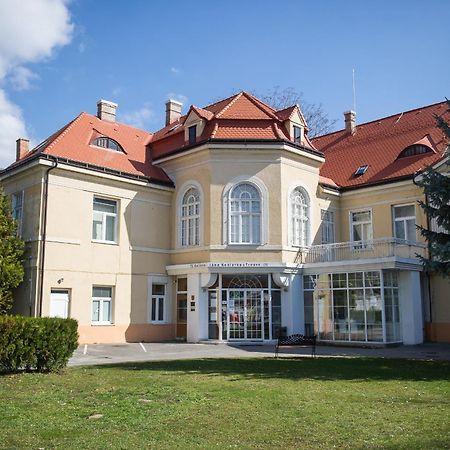 Milde'S Apartment Near The City Center - Hospodarska Street Trnava Luaran gambar